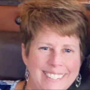 Meet your Posher, Debbie